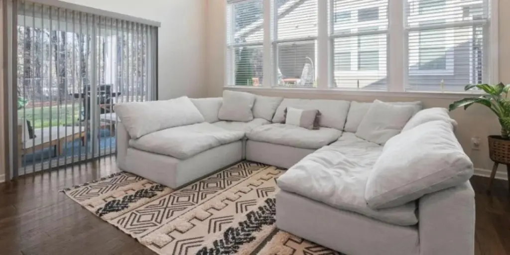 5 modi per seguire la nuova tendenza dei divani componibili