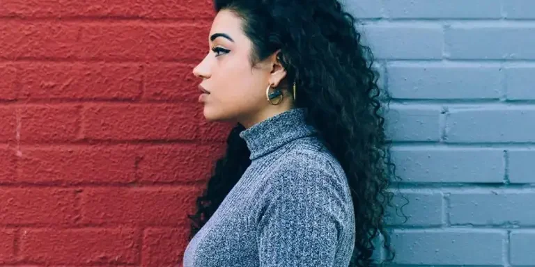 5-tops-de-mujer-tendencias-para-seguir-este-año