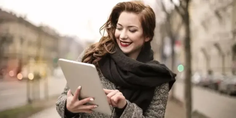 6-ways-to-style-your-scarf