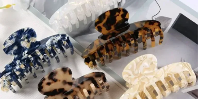 7-beliebte-Haarkrallen-auf-dem-europaisch-amerikanischen-Markt