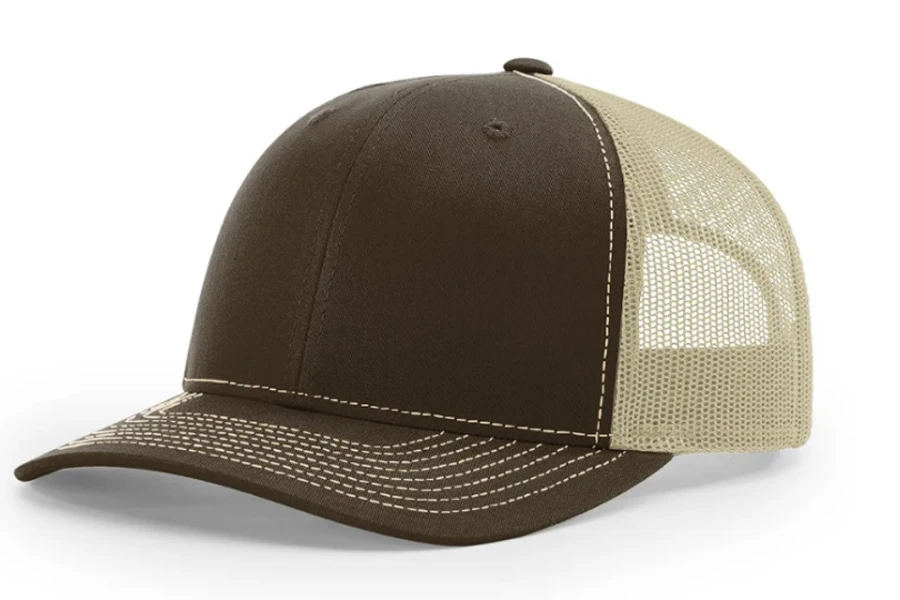 Berretti da baseball aderenti con toppa in pelle ricamata personalizzata e cappelli da camionista mimetici