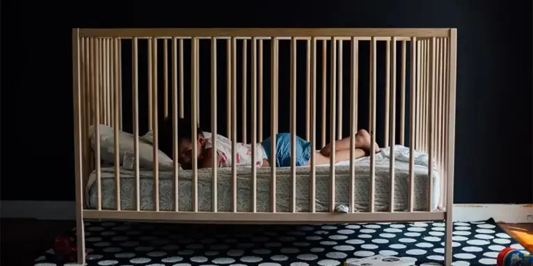 a-complete-buying-guide-for-kids-cribs