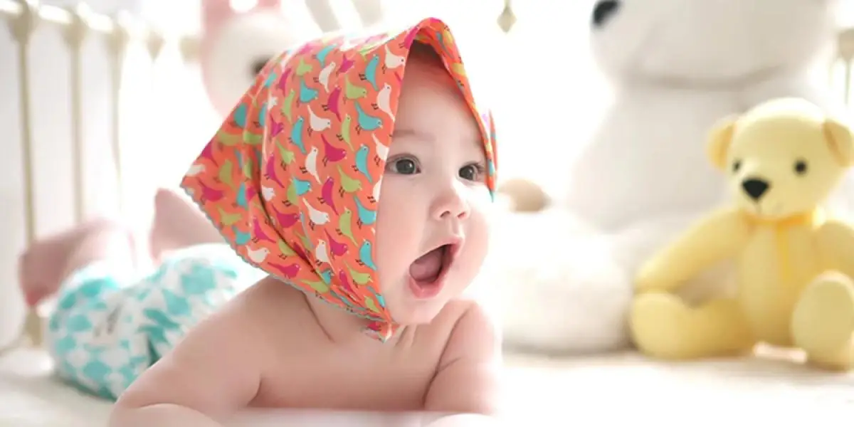 Peluches para bebés hechos con materiales naturales