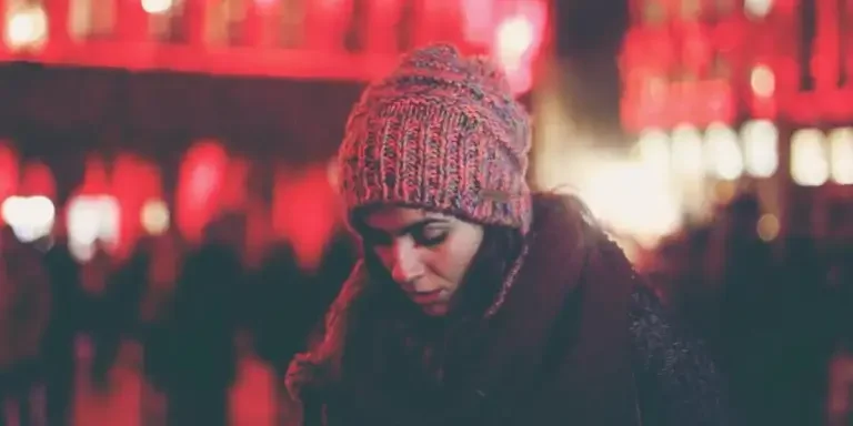 how-to-choose-best-fashionable-knit-beanies