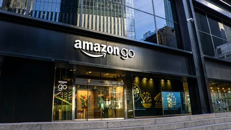 A Amazon tem sido uma grande defensora do comércio sem atrito por meio de sua marca Go. Foto: Spencer Jones/GHI/UCG/Universal Images Group via Getty Images.