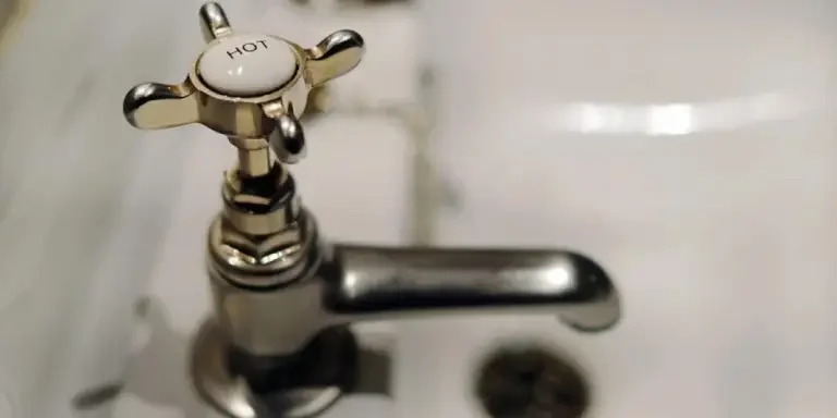 johnson-controls-представляет тепловой насос «вода-вода»