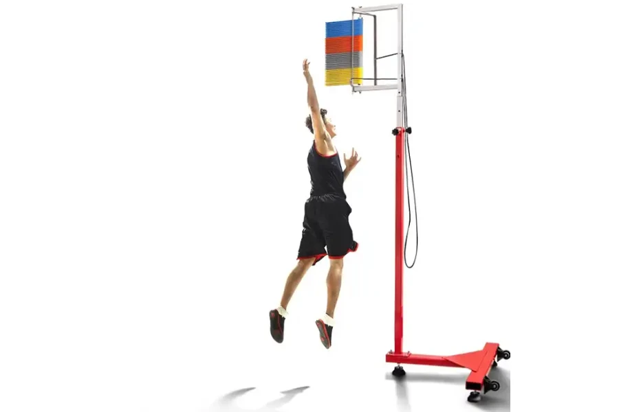 Hombre usando entrenador de salto vertical para juzgar la altura del salto