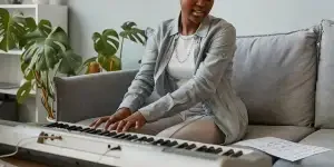 mastering-the-digital-piano-market-essential-sele