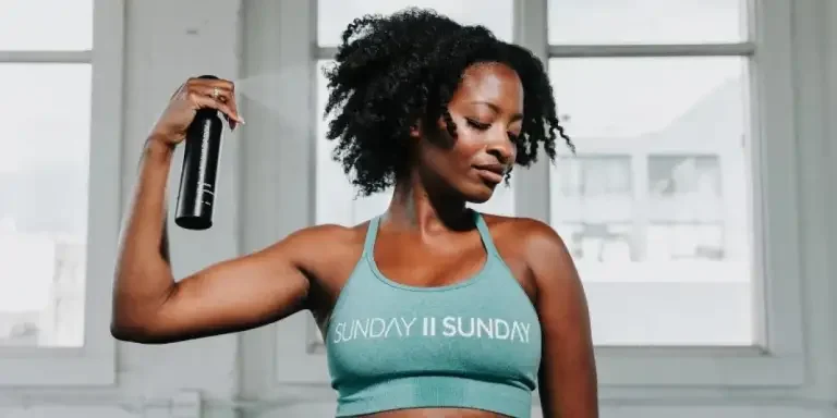 las-tendencias-para-ver-principales-cuidado-del-cabello-rizado