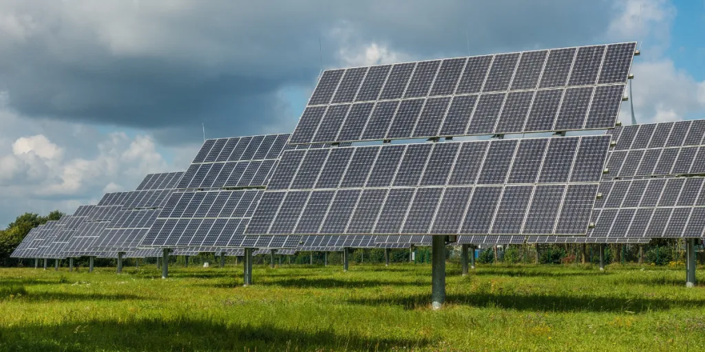 Sistema fotovoltaico para energía solar.