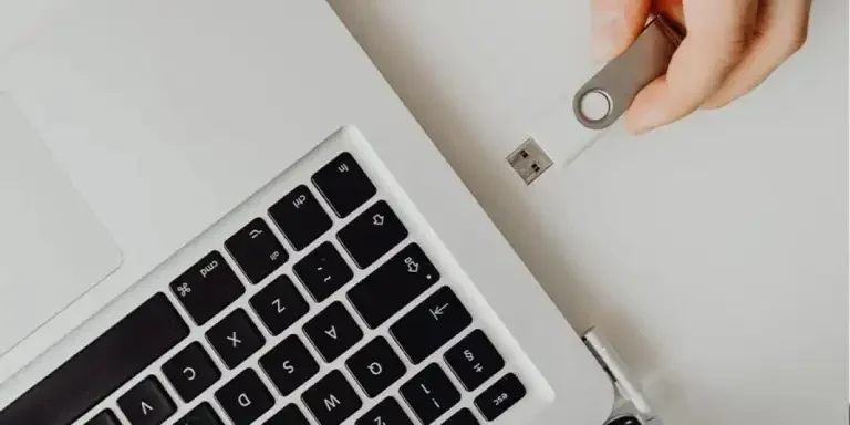 select-the-right-usb-flash-drives-2023
