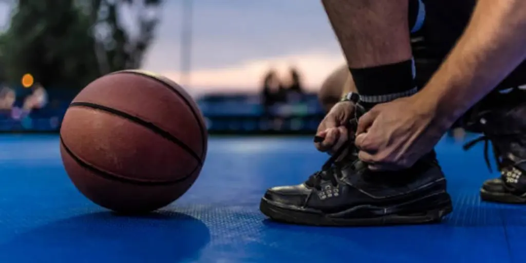 selecting-top-performing-basketball-shoes-a-strat
