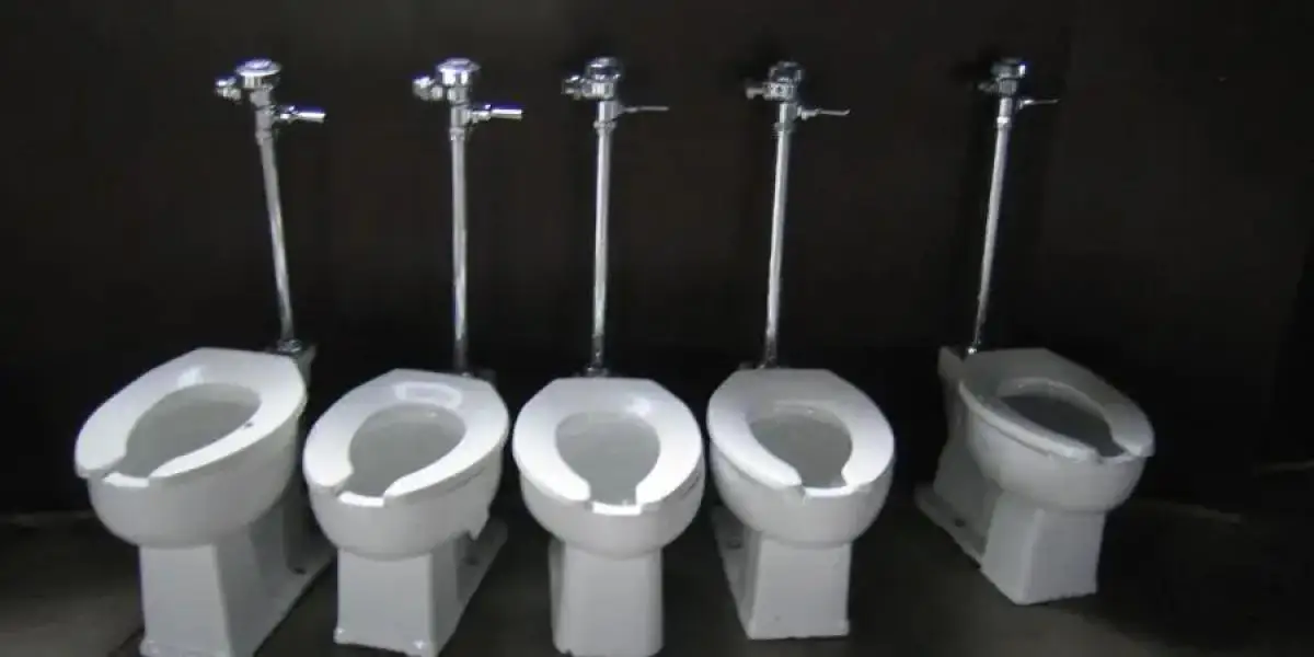 Tips For Toilet Accessories Selection