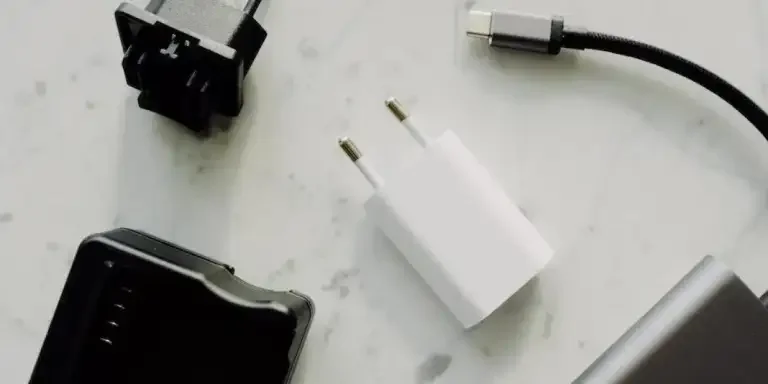 travelers-love-using-these-three-amazing-adapter-