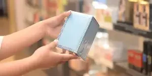 your-guide-to-perfume-packaging