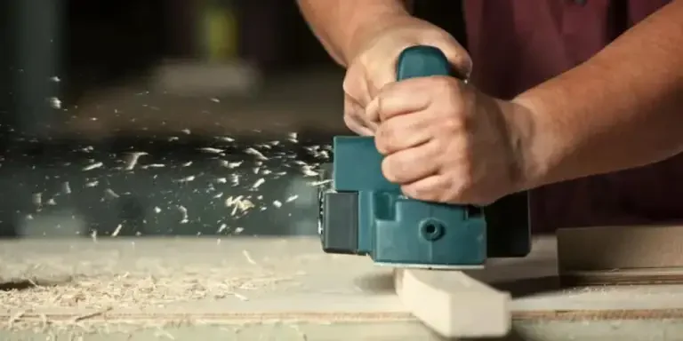 your-guide-to-sourcing-wood-planers