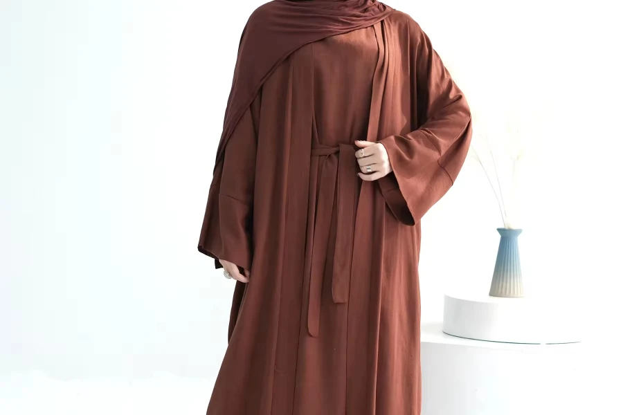 10. Latest Two-Piece Modest Linen Abaya Set