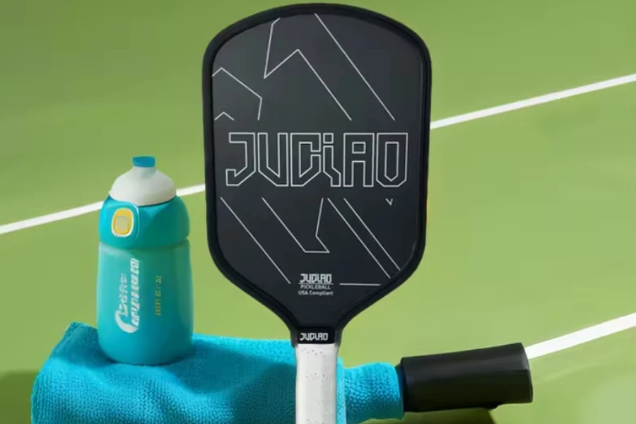 4. Remo de pickleball de superfície áspera de fibra de carbono bruto padrão OEM USAPA de 16 mm personalizado