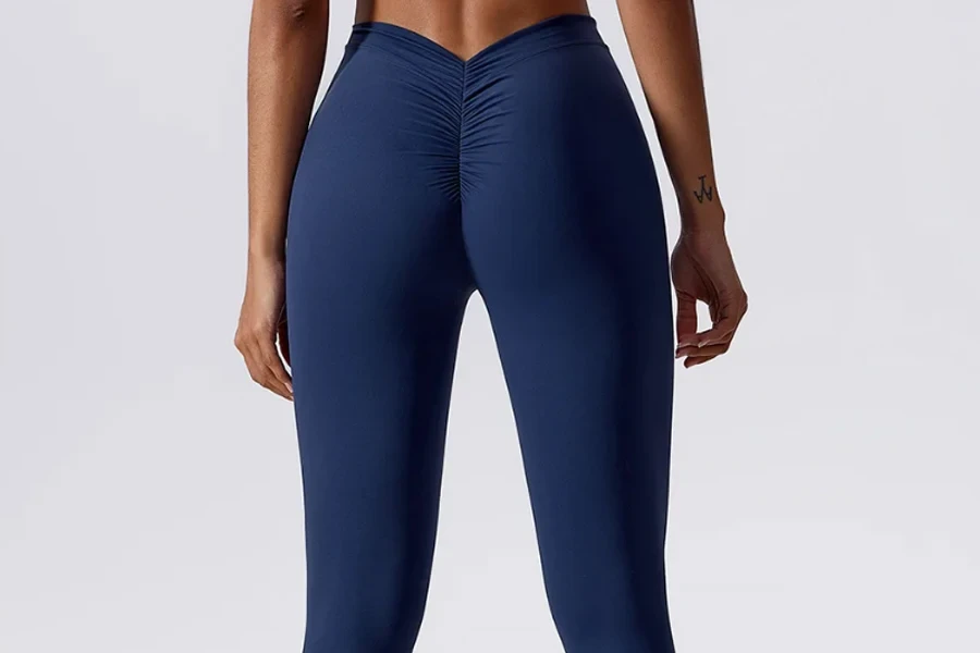 AOLA Custom Logo Seamless V-Back Scrunch Butt Leggings