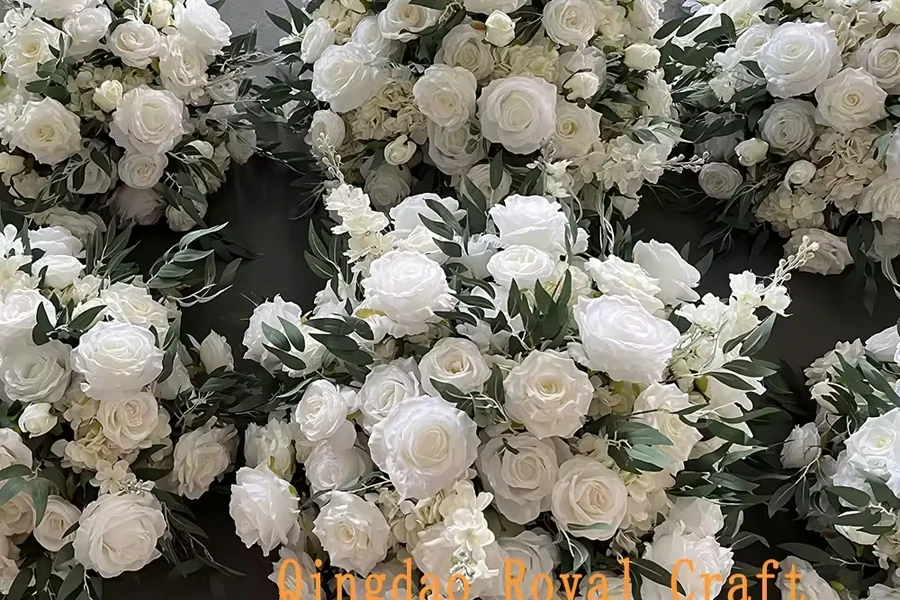 Rosas brancas preservadas personalizadas para decorações de casamento elegantes