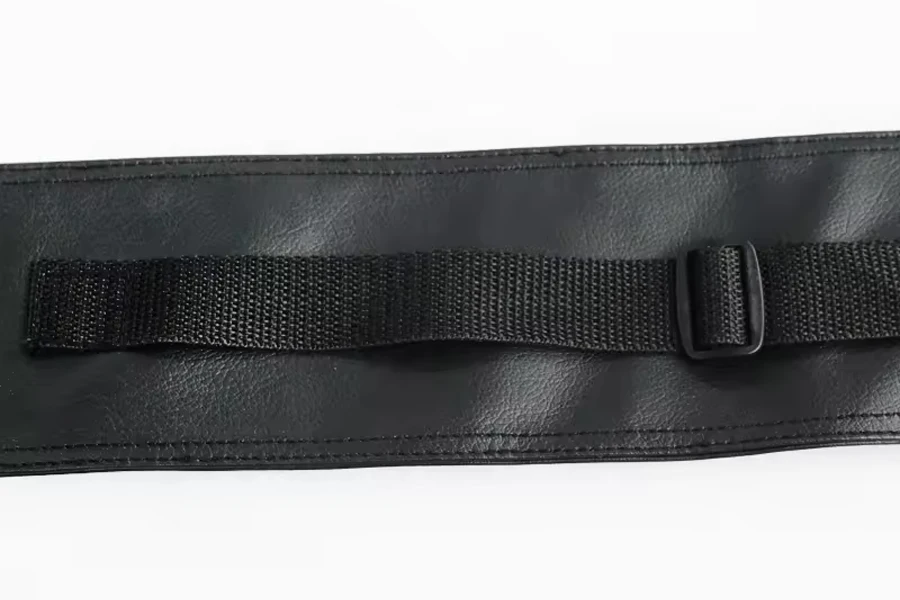 Economic Portable Black PU Leather Billiard Cue Bag Simplified Elegance for Players