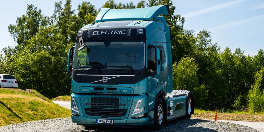 I camion elettrici Volvo in esposizione