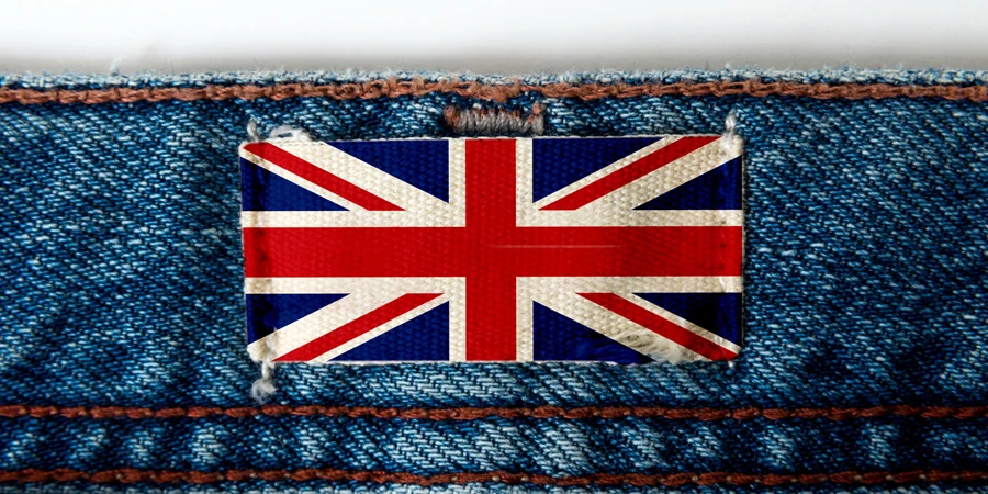 Bandeira na etiqueta do jeans