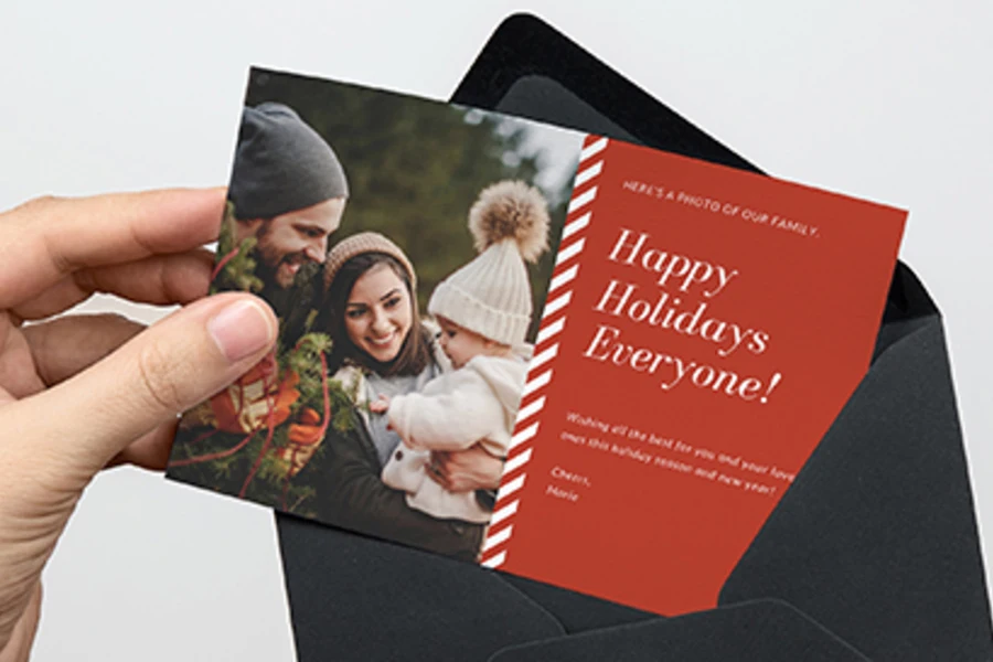 Cartão comemorativo de feriados personalizado com foto de família