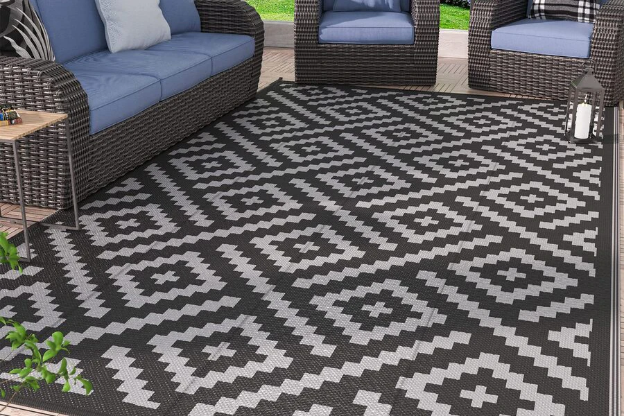 Indoor-Outdoor rug designed with classic geometric patterns
