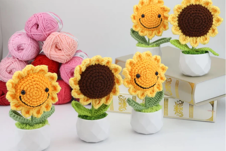 Knitted Flower Pot