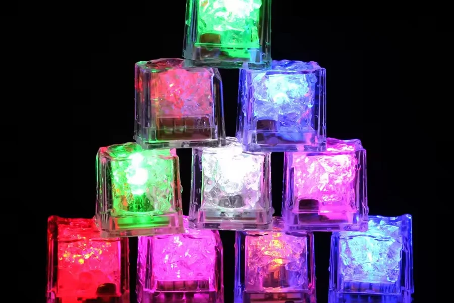 Многоцветные светодиодные кубики льда