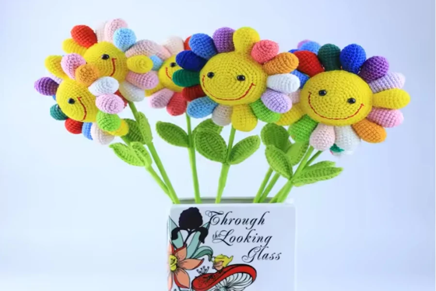 SY New Hand-Made Wool Lovely Smiling Face Sunflower Crochet Finished Product