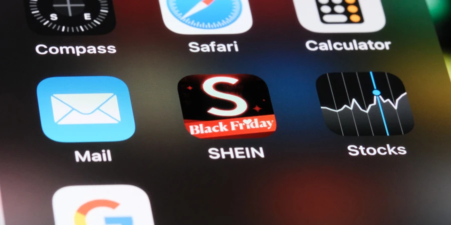 Application Shein. Entreprise chinoise de vente en ligne
