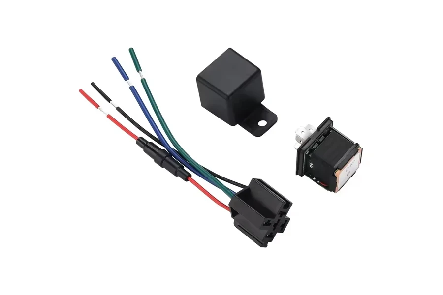 Rastreador GPS para automóvil Sinotrack ST-907 con relé de control remoto