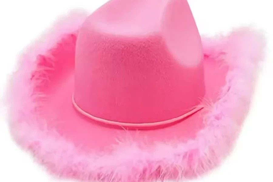 Venda por atacado de chapéus de cowboy e cowgirl com penas fofas, um acessório elegante para todas as ocasiões