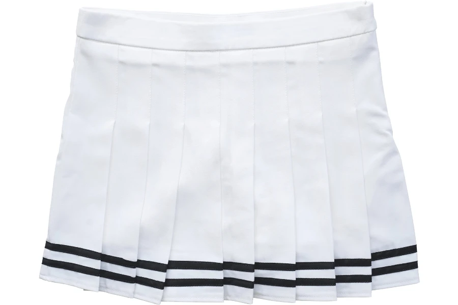 A short white tennis skirt