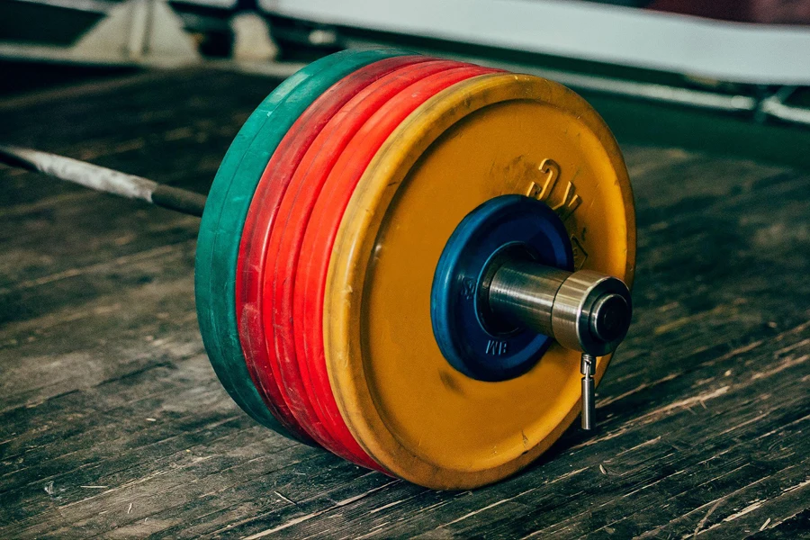 heavy barbells with five plates