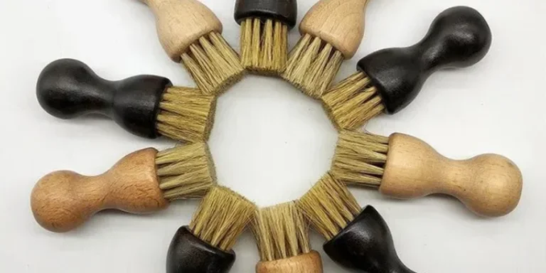 household cleaning tools and accessories