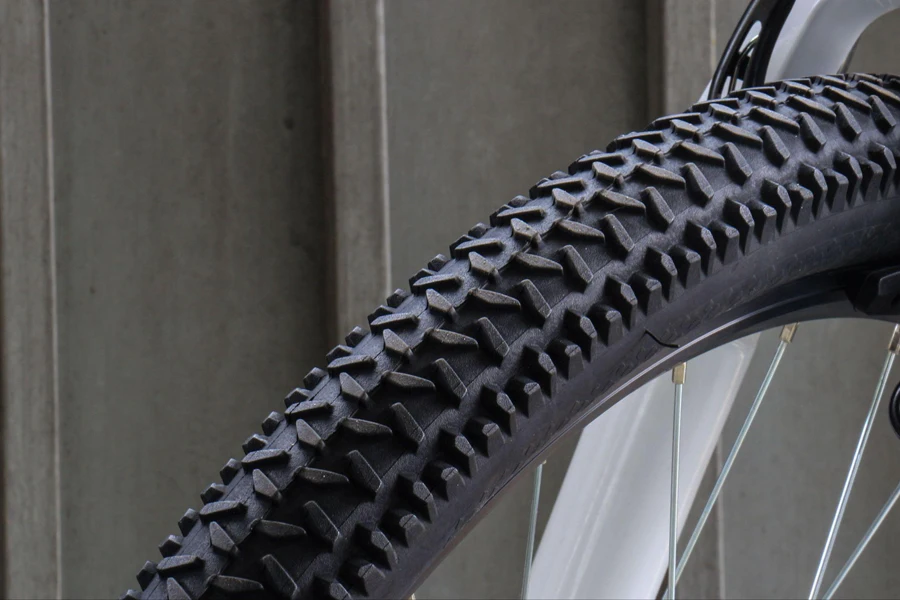 padrão de piso de pneu de mountain bike
