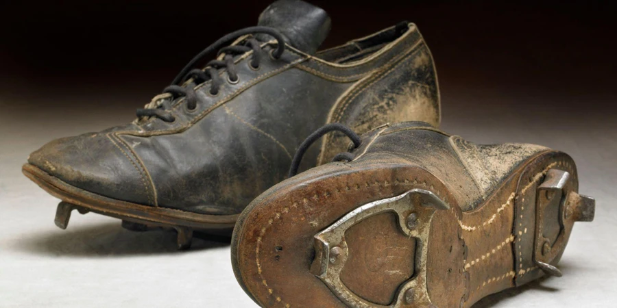 nostaljik beyzbol kramponları (ayakkabı)