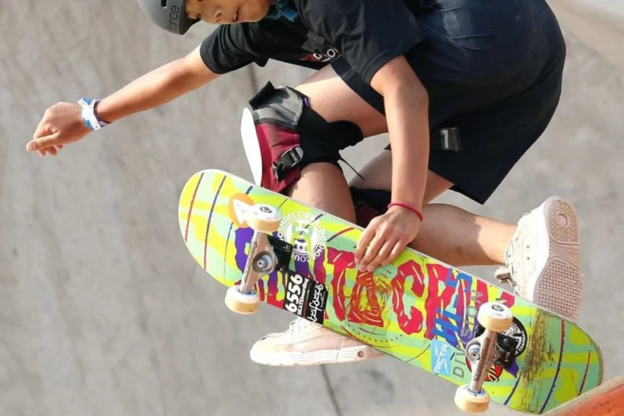 skateboard