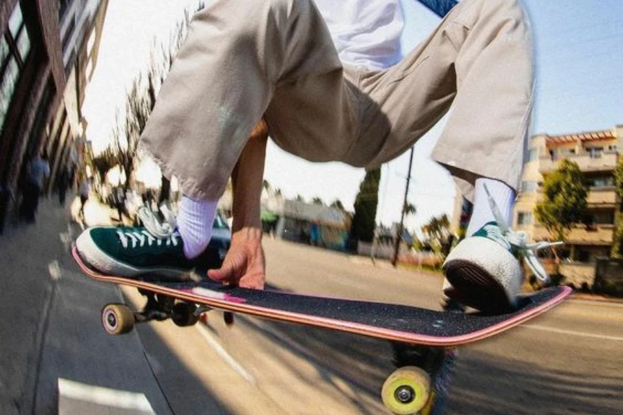 skateboard