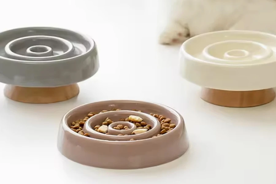 миска для собак с медленным кормлением
