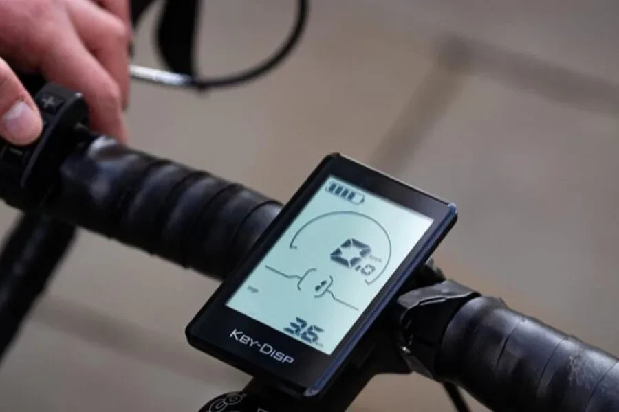 An e-bike with a helpful display