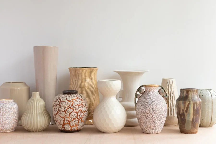 Different types and models of vintage vases