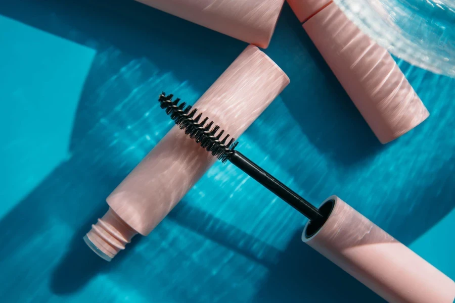 Eyelash brushes