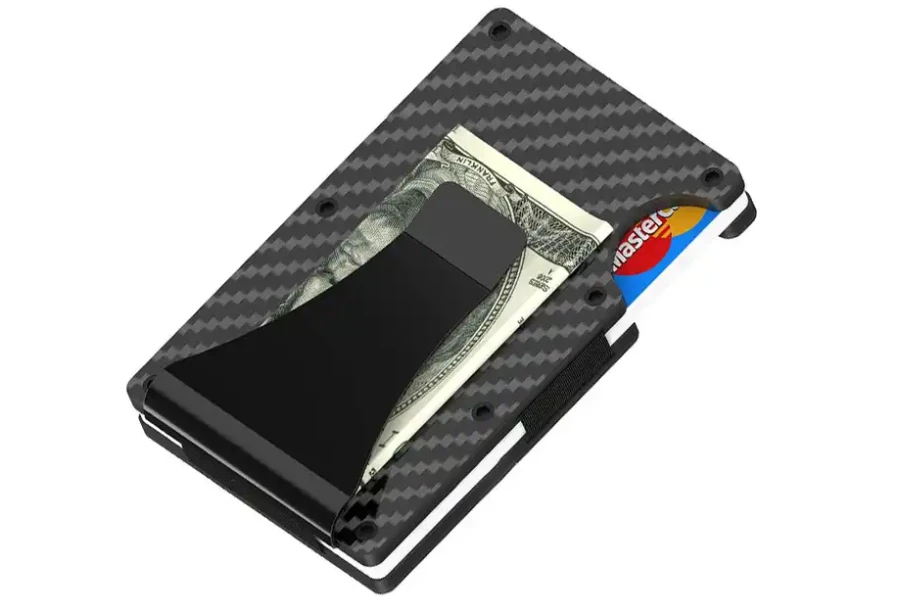 Minimalistisches, intelligentes Portemonnaie aus Kohlefaser