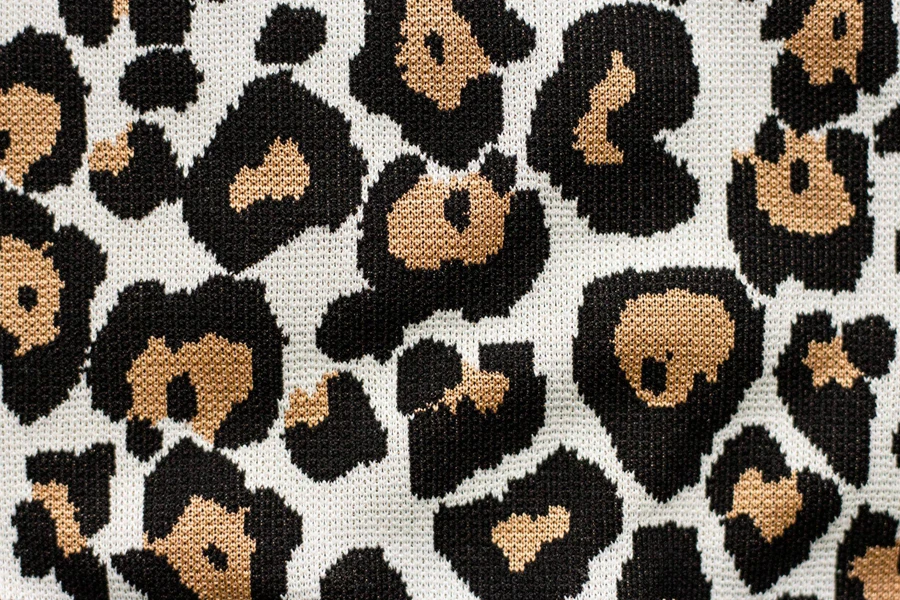 tricot à imprimé léopard