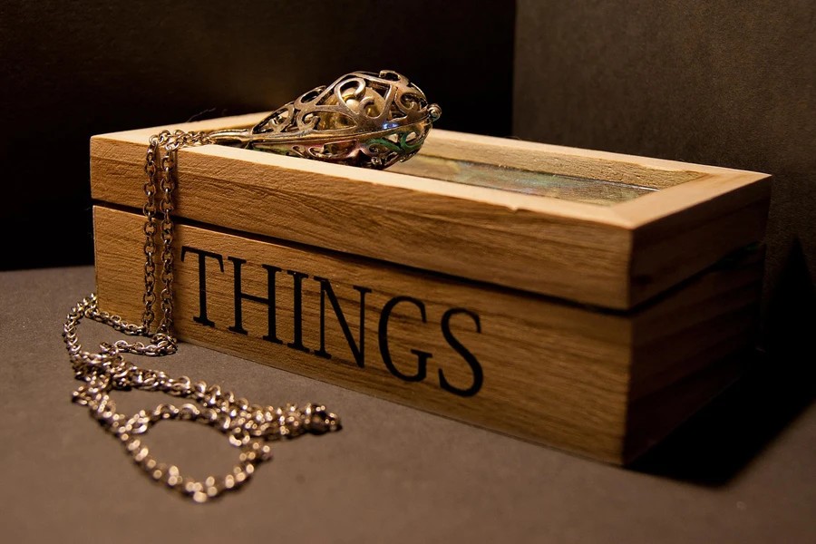 necklace jewelry box