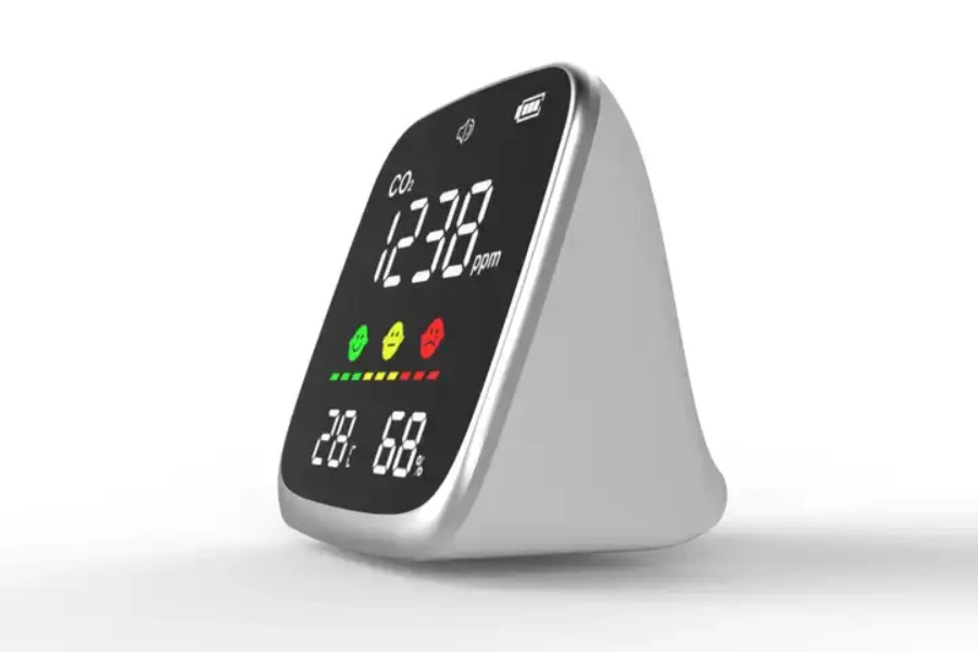 Mini monitor portátil de calidad del aire y temperatura.